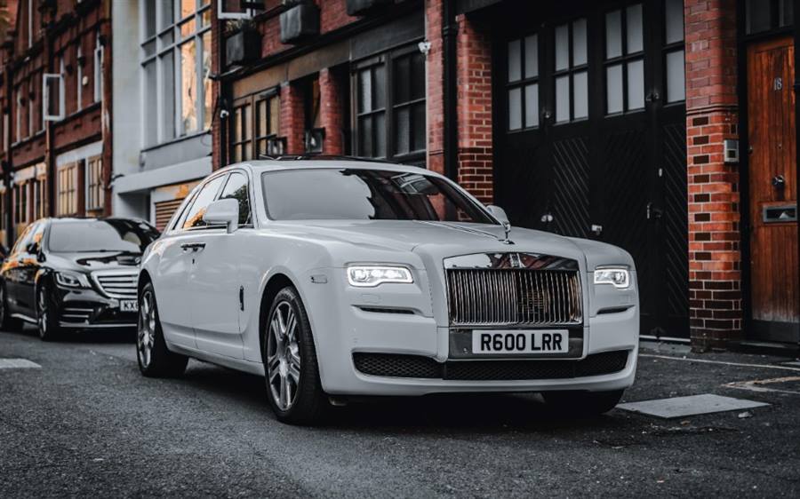 White Rolls Royce Luxury Limo in Northern California